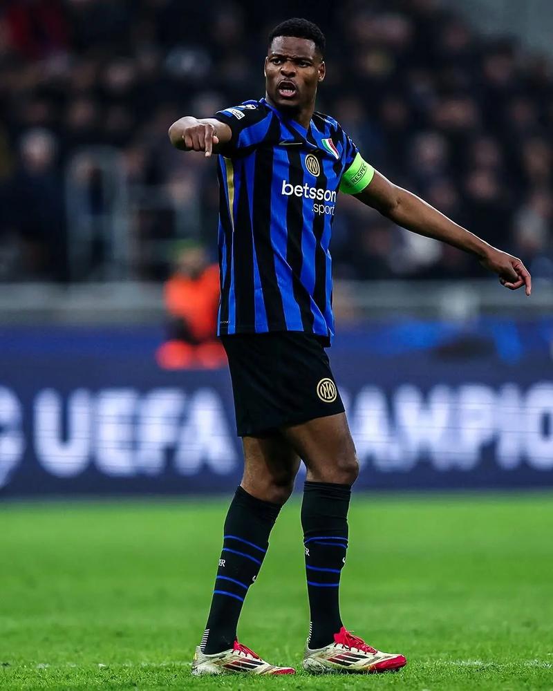 表现不佳，中超亚冠技术积分恐被泰超拉开差距（中超近况欠佳，亚冠技术分或被泰超进一步拉大差距）