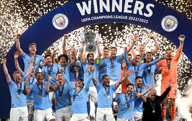 官方：法兰克福后卫鲍姆在赛季首秀中膝盖内侧副韧带受伤（法兰克福官方：后卫鲍姆在赛季首秀中不慎伤到膝部内侧副韧带）