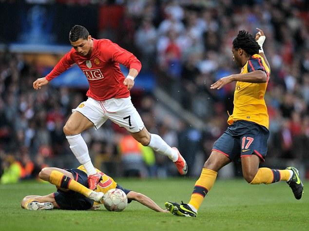 快船胜黄蜂赛后！哈登55分连破4纪录，发言惹人泪目，卢点名表扬（快船击退黄蜂后，哈登55分破四纪录，赛后发言催泪，泰伦-卢点名夸赞）