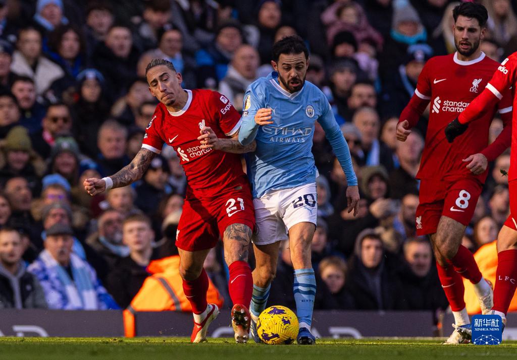 近15年谷歌每年搜索量最高球员：C罗10次断崖领先，梅西仅1次（过去15年谷歌年度最热球员：C罗10度领跑，梅西仅一次）