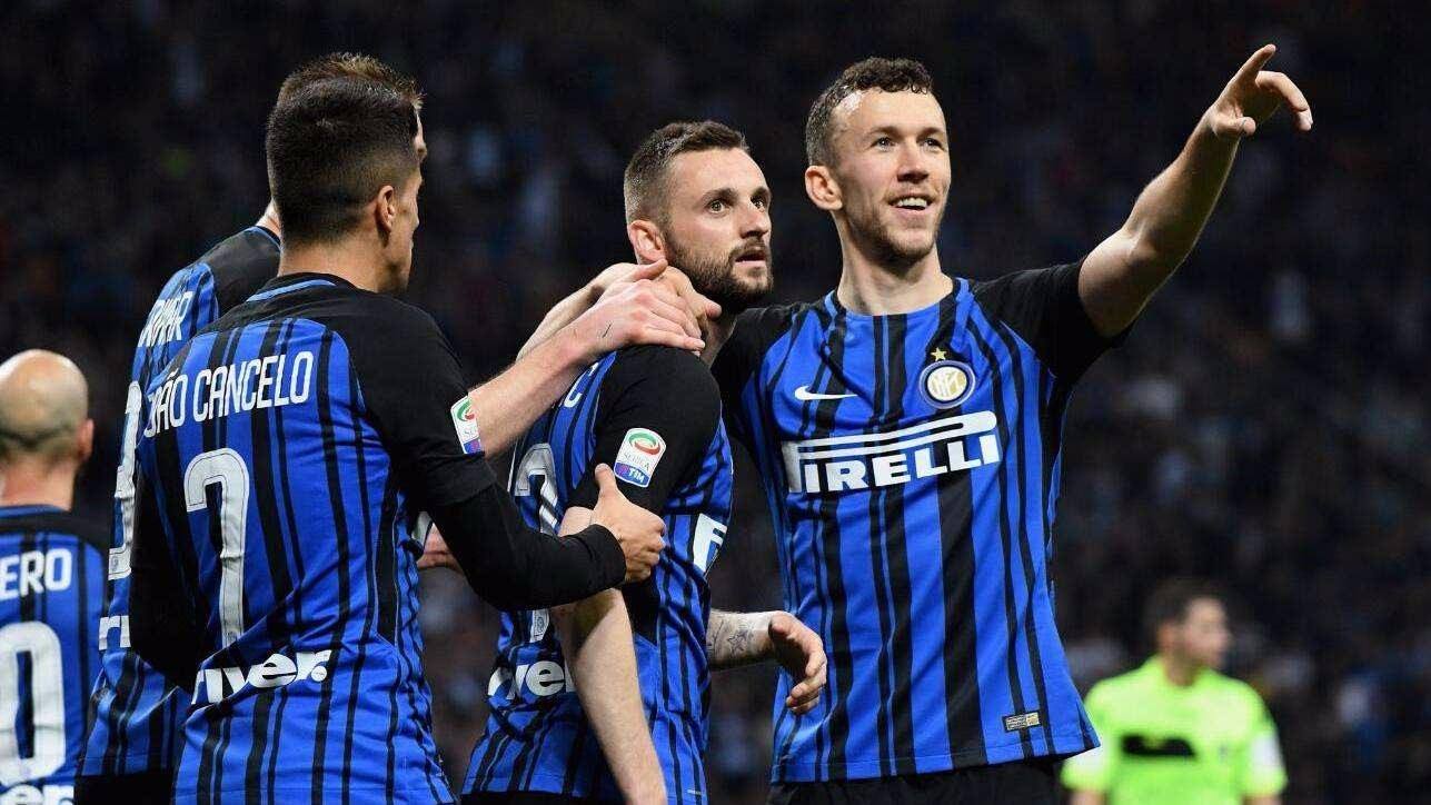 伊劳拉：喜欢带队在梦剧场比赛，现在的曼联比上赛季进步很大（伊劳拉：享受率队征战梦剧场，曼联较上季进步明显）